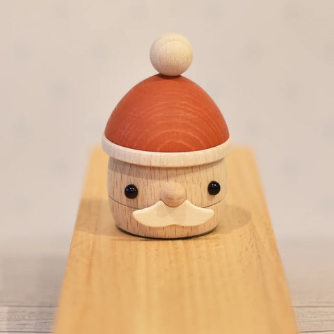 大人気！どんぐりサンタさん